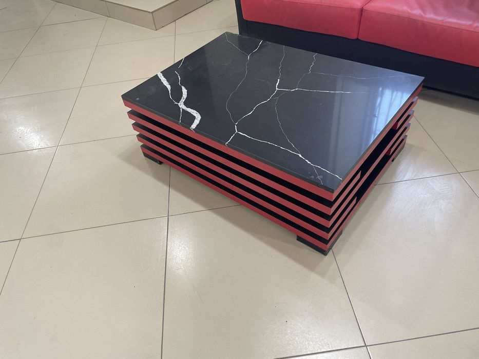 Журнальный столик