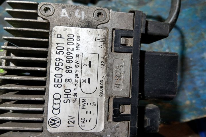 Releu ventilator 8E0959501P 8E0959501P Audi A4 B7