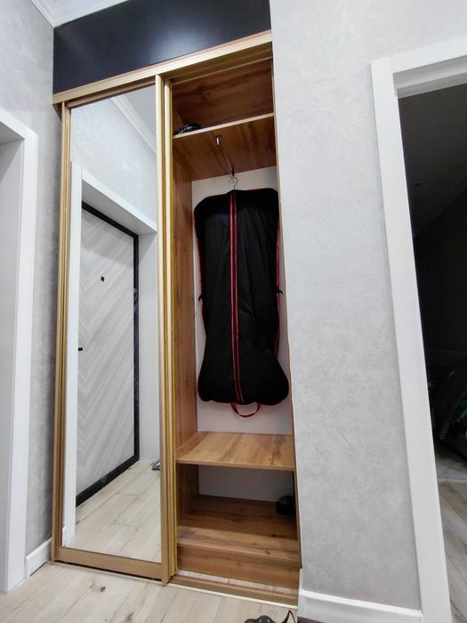 Шкаф для прихожей купе