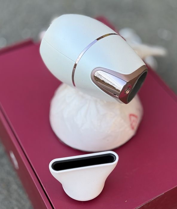 Сешоар Philips Prestige BHD628/00, SenseIQ сензор