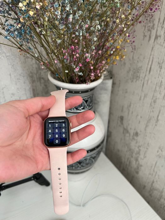 Apple watch se 40 mm смарт часы