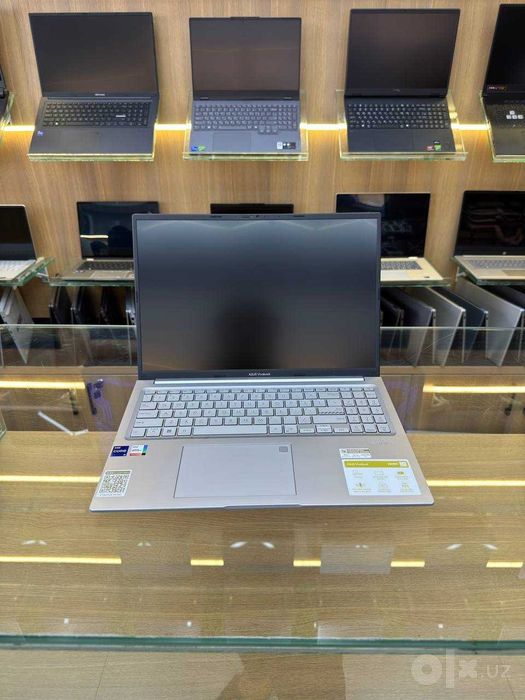 Noutbuk Asus VivoBook Core i9 13900H 16/1TB 16.0 IPS Silver