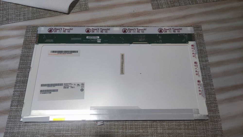 Матрица 15,6 CCFL лампова 30 пина