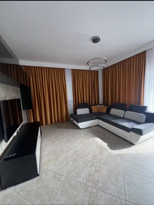 Aparatment modern de inchiriat