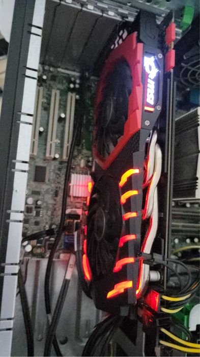 PC Gaming i5 8600K / GTX 1070 Ti / 1TB SSD