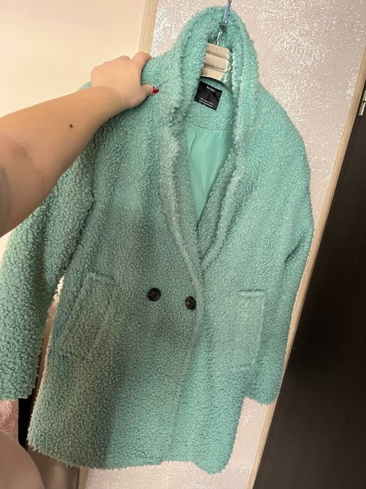 Дамско палто Bershka