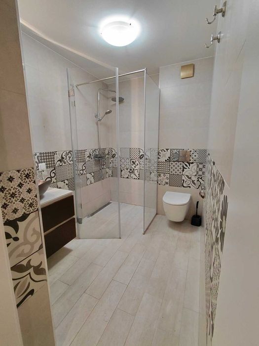 Давам под наем 3-стаен в Центъра