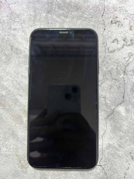 Продам Iphone 11