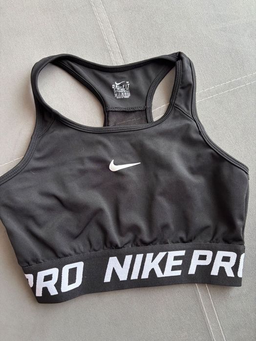 Тениски и потници