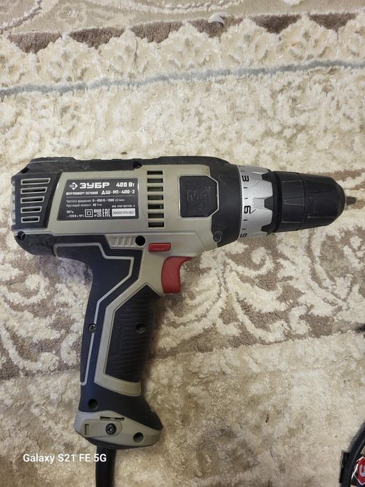 Продам дрель шуруповёрт