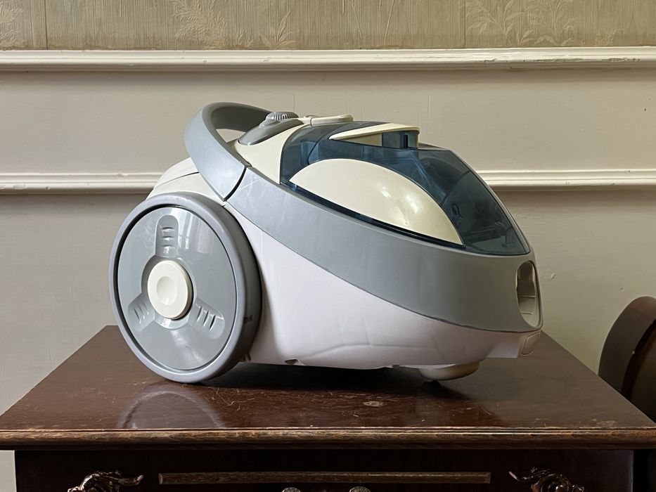 Пылесос Zelmer Galaxy 2 01Z010