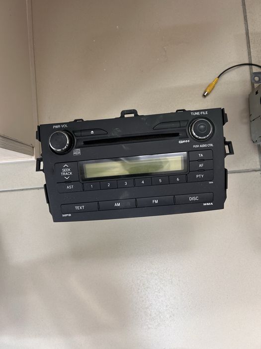 Магнитофон Toyota Corolla