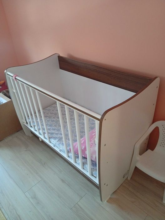 Детско легло (креватче)