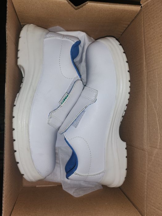 Pantofi cu protectie albi