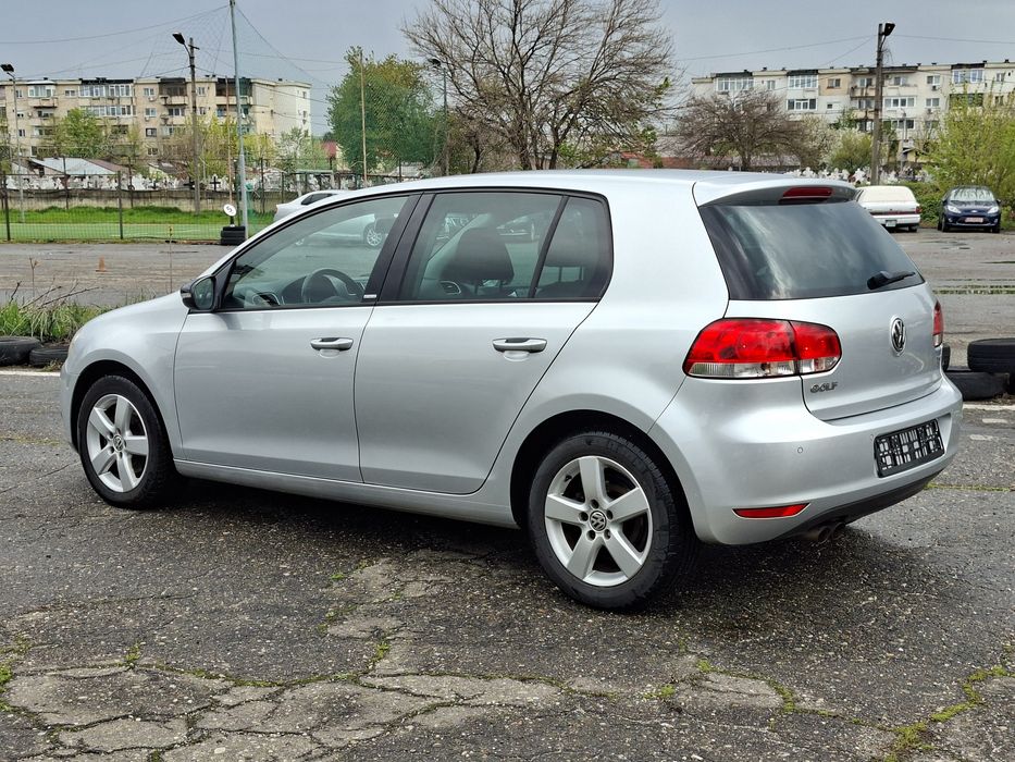 Vw Golf 6 benzina 1.4 122 c.p  Euro 5 Echipare STYLE  Navigatie An fab. 2011  Stare excelenta de functionare