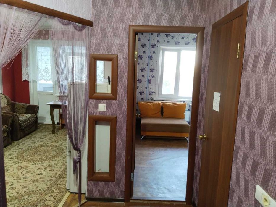 продам 1 комн квартиру в центре