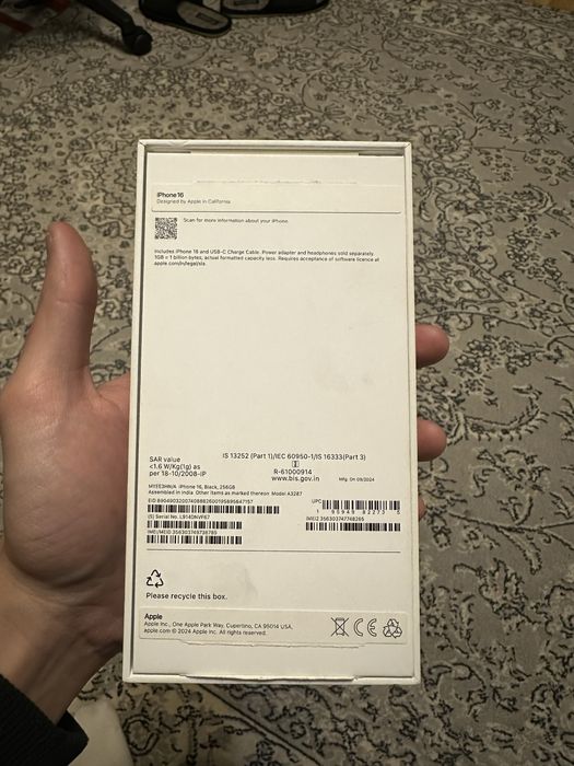 Iphone 16 черный в отличном состоянии