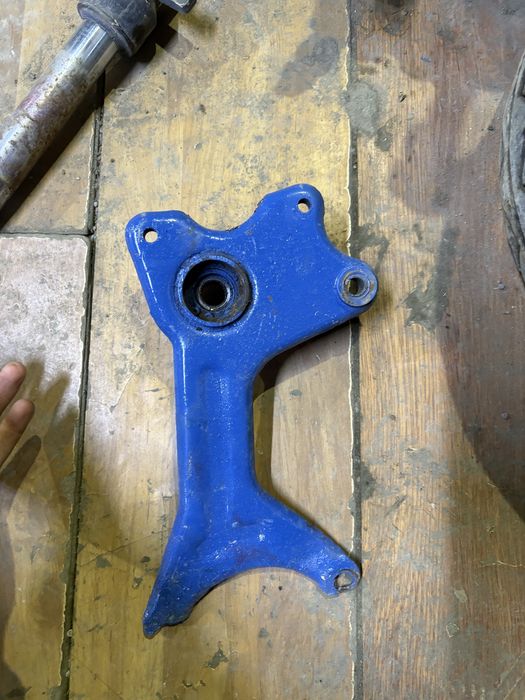 Карбиратор матор покришка м8