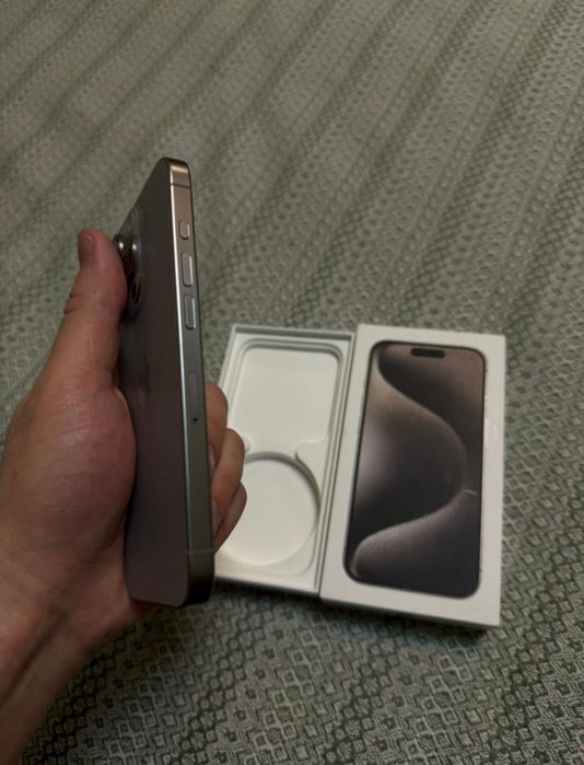 Айфон 15 про без ремонта