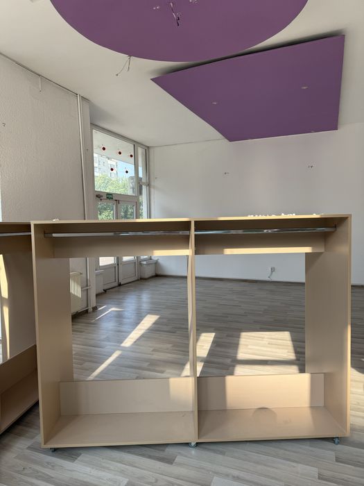 Dulap monstre perdele