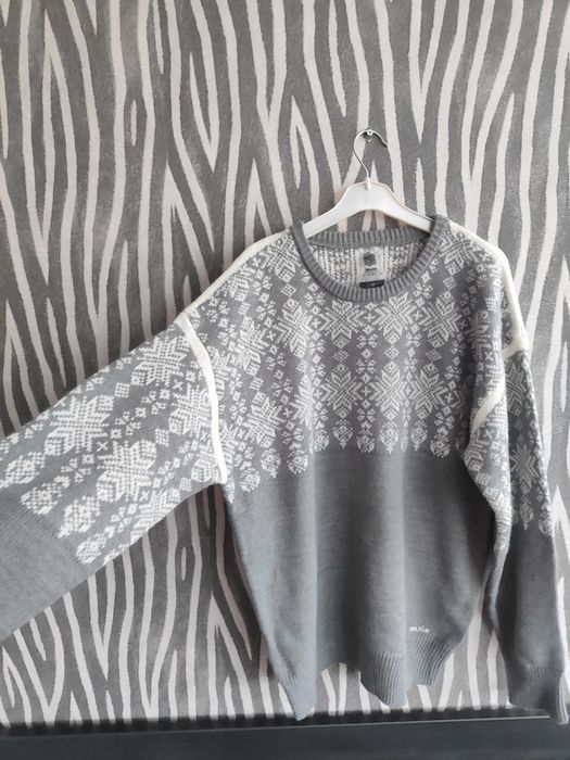 Пуловер SNJOR 50% вълна