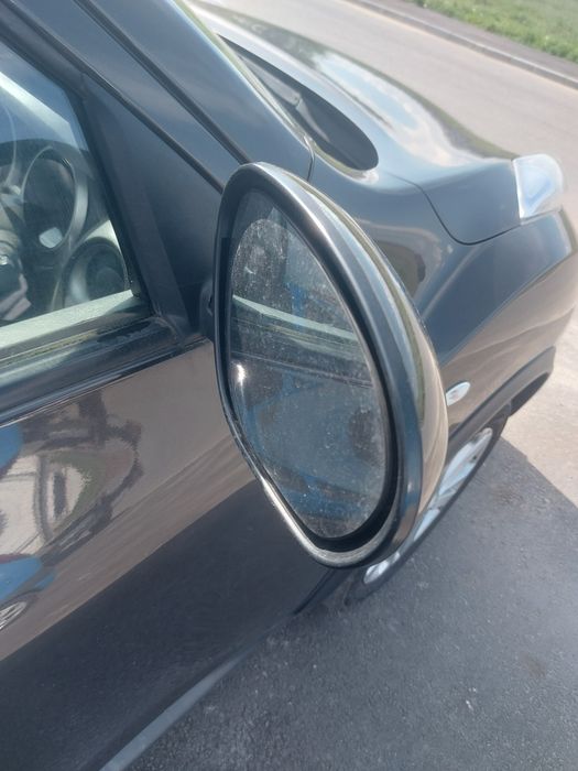 Oglinda/Oglinzi Stanga/Dreapta Nissan Juke