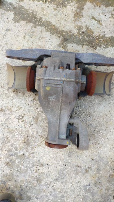 Заден диференциал и окачване за Audi A6 C6 4f Quattro шенкел носач