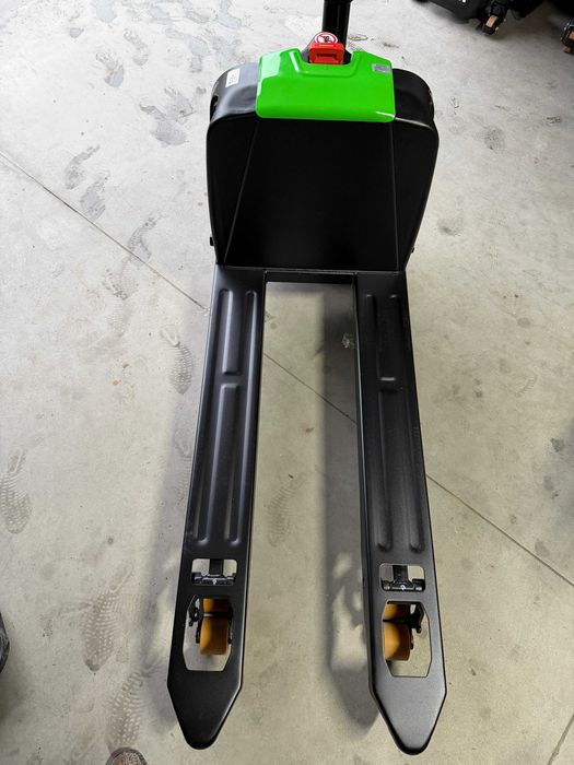 Transpaleta electrica Liza electrica LI-ION 1,5T VALLIFT PRO