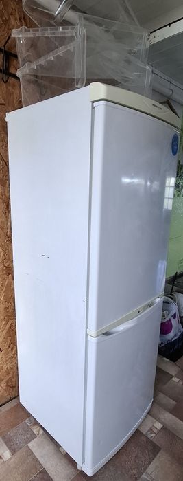 Продам б/у холодильник