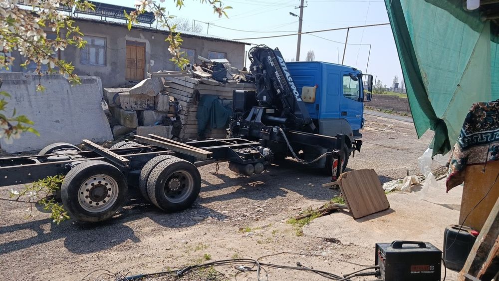 MERSEDES Manipulator evakuvator