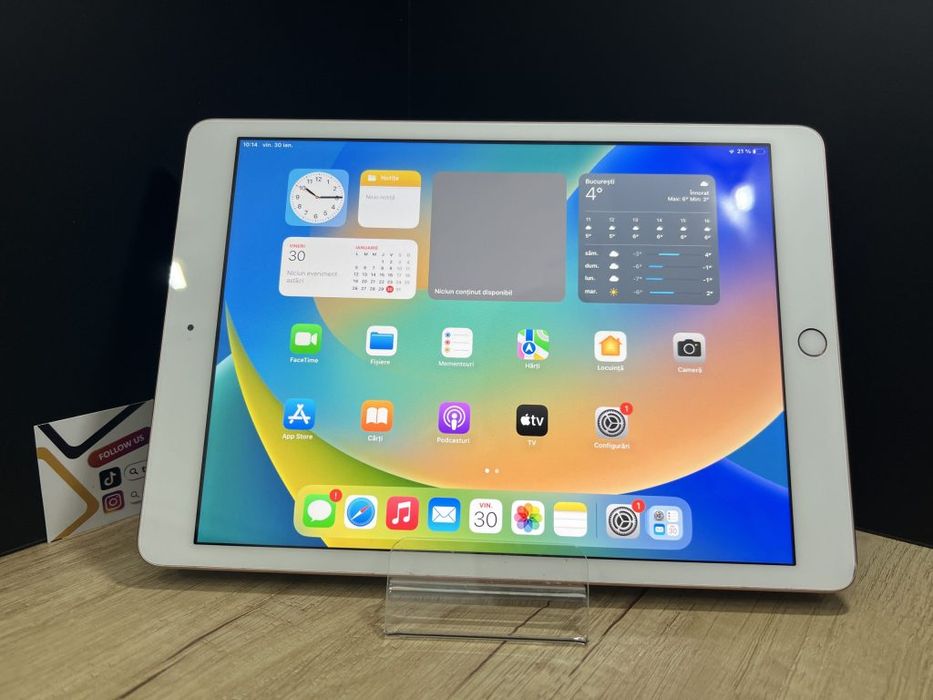 Ipad 8th 32Gb Gold Second-Hand Foarte Bun 2 ani garanție, Telefoane Mu
