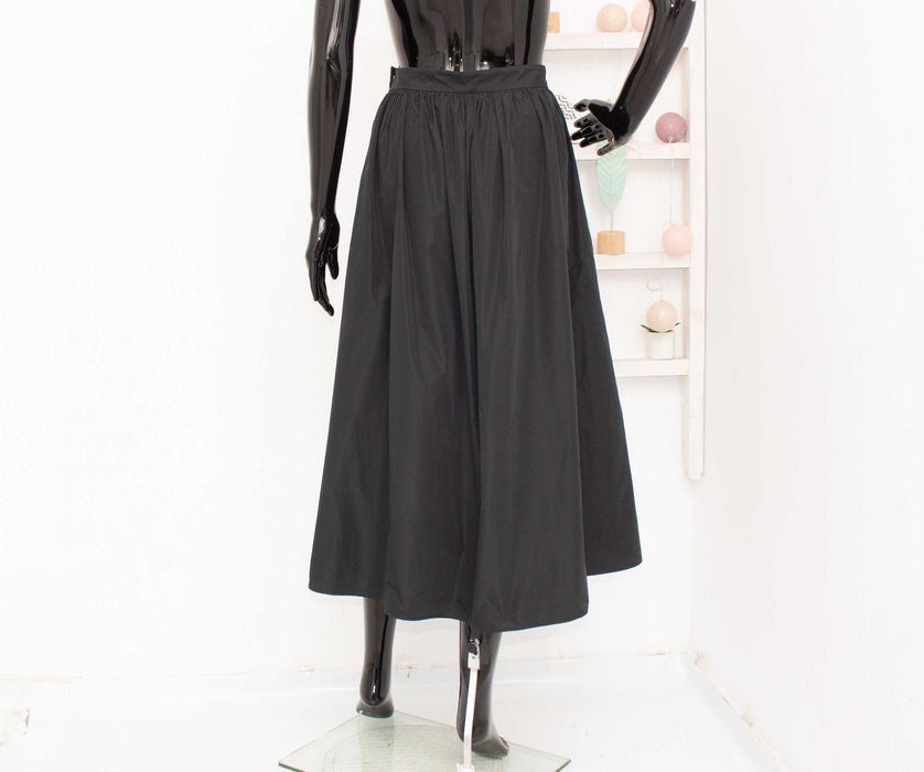 ARKET дамска черна пола от тафта А форма 34 XS