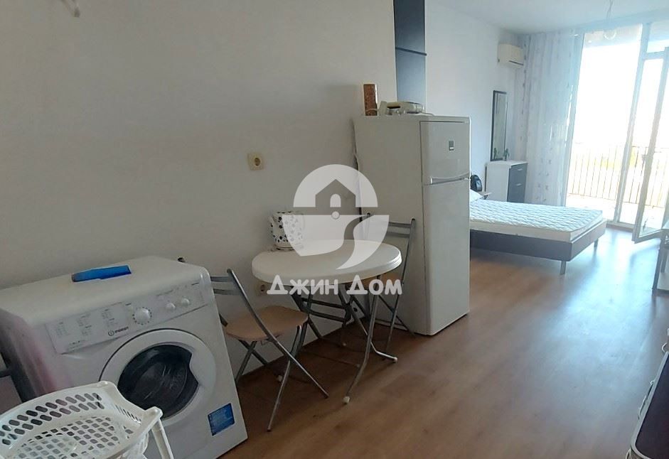 Просторен едностаен апартамент в к-с „Съни Вю Саут“, к.к. Слънчев бряг