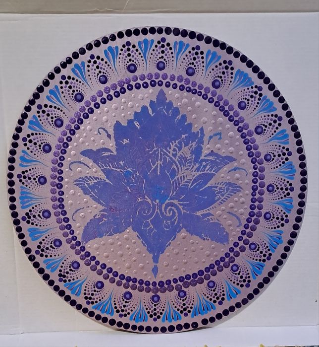 Изработка на ръчно направени Мандали