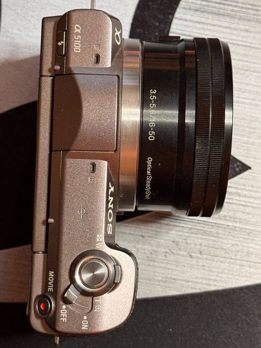 Sony A5100 Mirrorless 24MP cu obiectiv 16-50mm