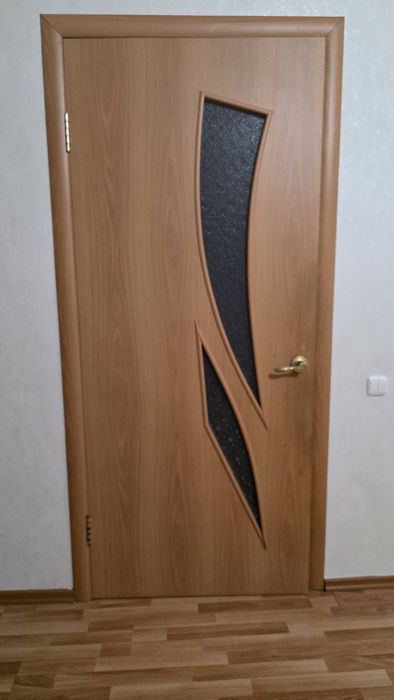 Продам двери б/у