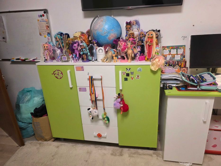 Mobilier Tineret