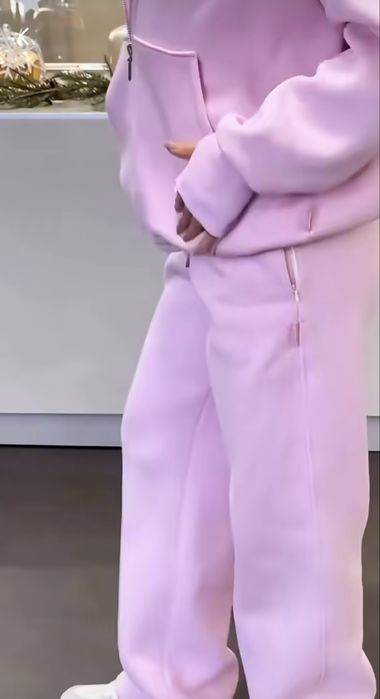 Спортивный костюм утепленный