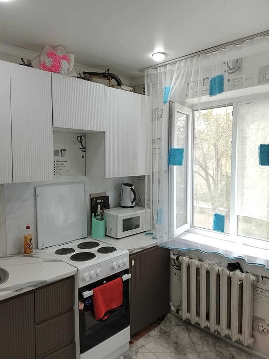 Продам 2х ком кв. Сейфулл, 2эт