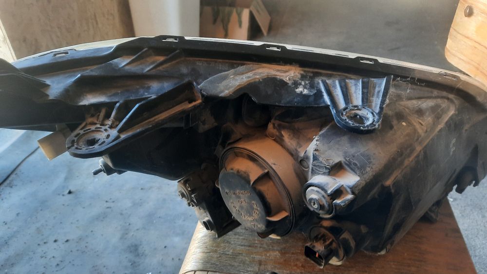 Продается фара для авто