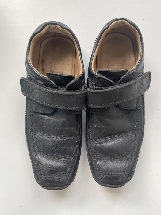 Туфли для мальчиков-школьников