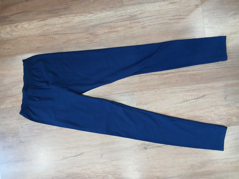 Дрехи по 5 евро всяка