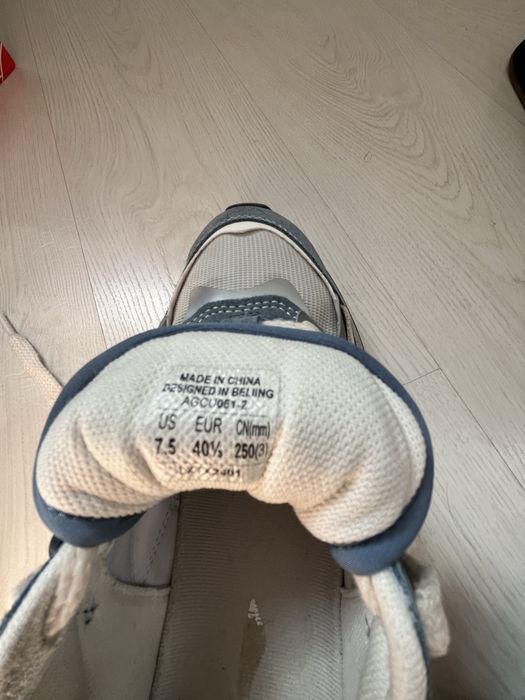 Кроссовки для мужского пола