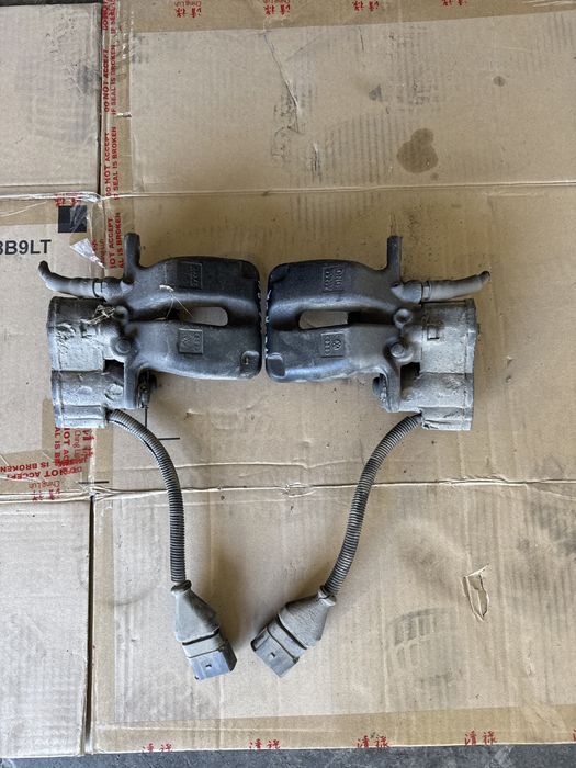 Etrier/Etriere Spate Audi A8 D3 Stanga/Dreapta