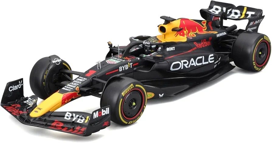 Bburago - модел на кола 1:24 - Oracle Red Bull Racing RB18 ( с каска )