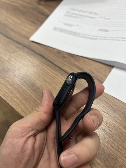 Продам apple watch 9 series 45 mm.