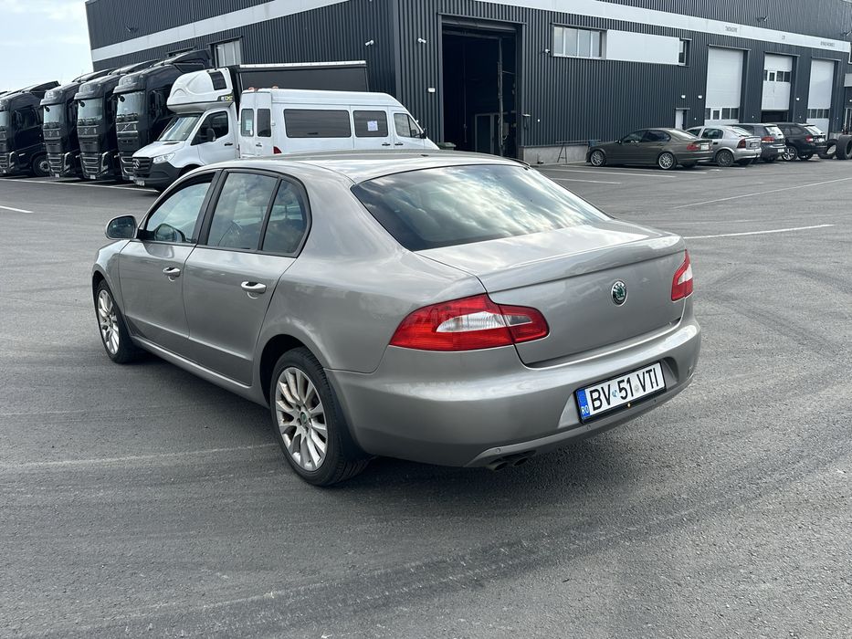SKODA Superb 0 — imagine 4