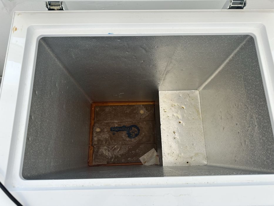 Морозильный ларь Midea