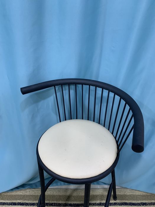 Продам Барный стул