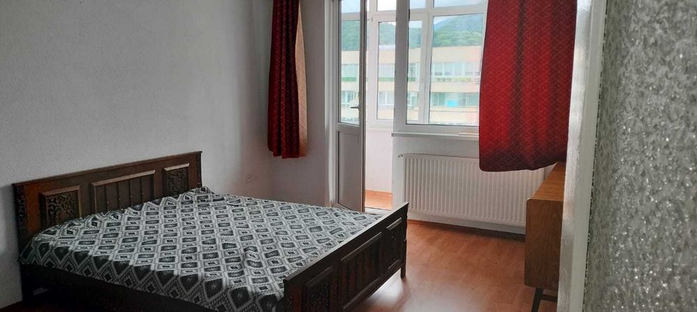 Apartament de închiriat